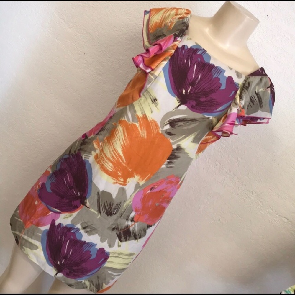 BCBG Max Azaria floral flutter sleeve dress size 2